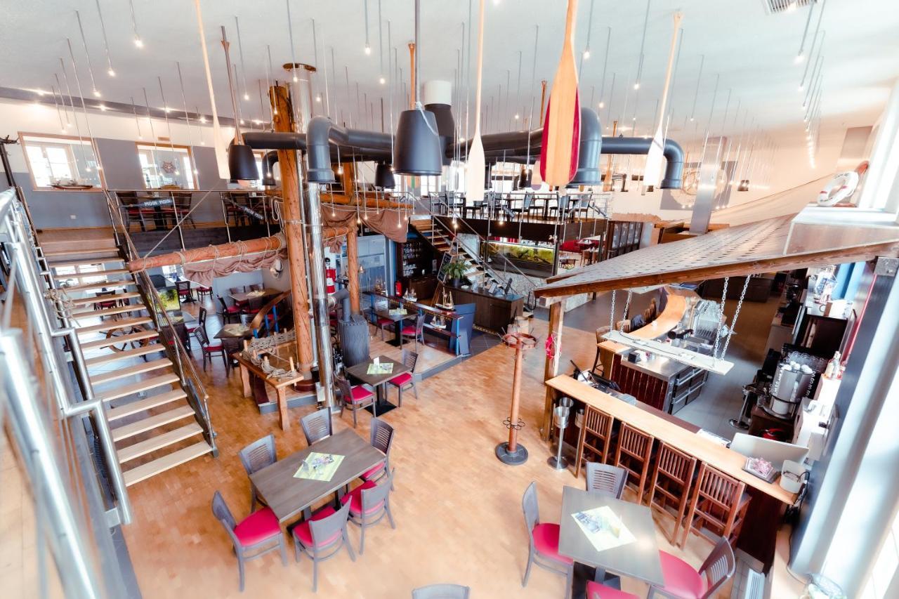 Restaurant Und Pension Alberthafen Dresda Exterior foto